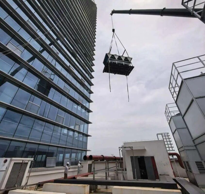 Masco Dynamics maglev air source heat pump hoisting at Aerospace Mansion
